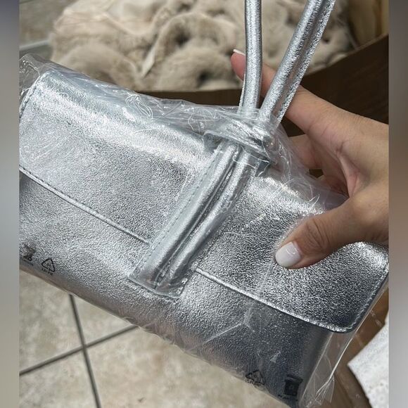 Made in Italy Leather Purse - Picture 3 of 7